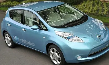 Nissan Leaf SUV EV electric rental car in Nairobi